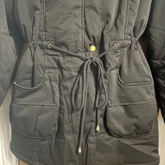 Women's Black Parka with Faux Fur Trim - Picture 3 of 12